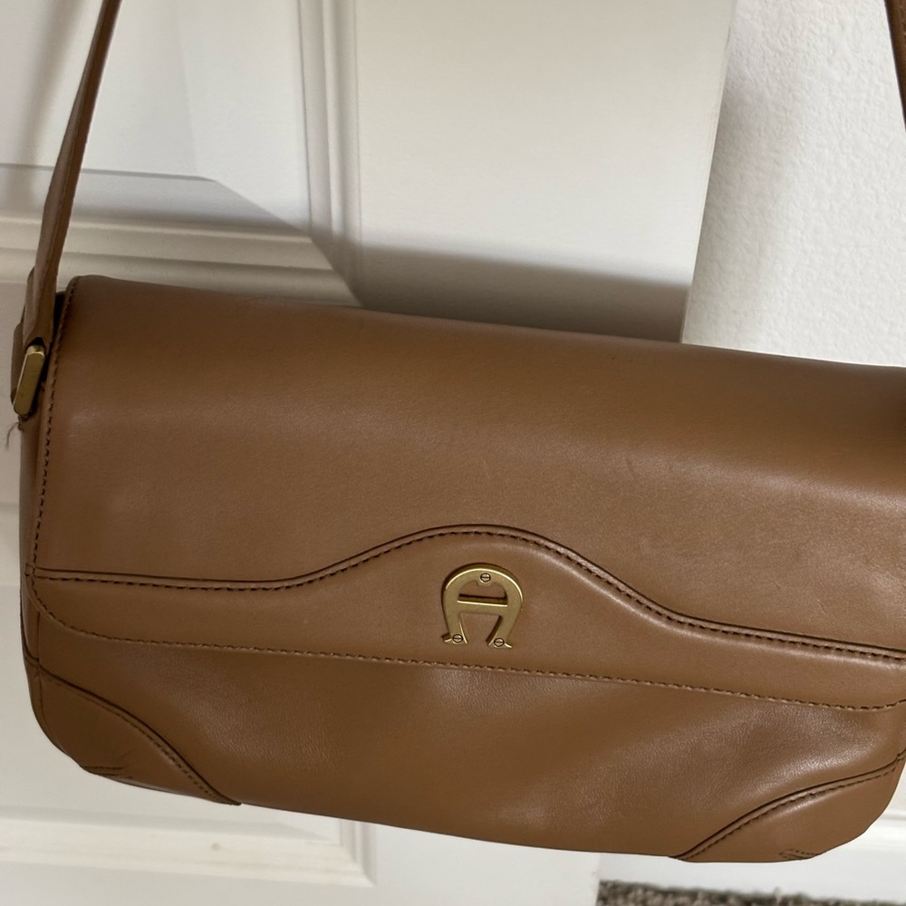 Etienne Aigner Tan Leather Shoulder Bag